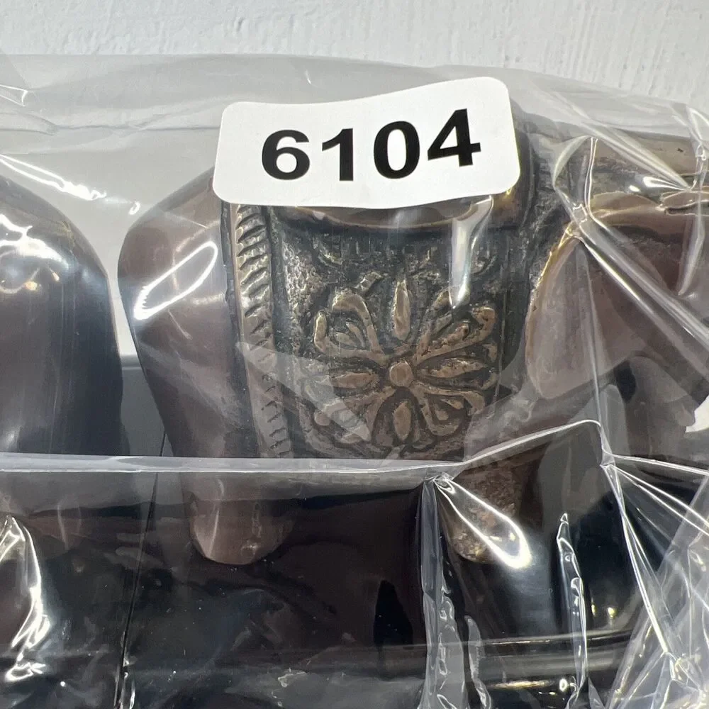 VINTAGE BRASS ELEPHANT BOOKEND Black Base MADE IN China 6.5” Tall 5”‎ Base